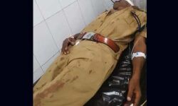 വധശ്രമക്കേസിലെ പ്രതിയെ പിടികൂടുന്നതിനിടെ പിതാവ് എസ്‌ഐയെ വെട്ടിപ്പരിക്കേല്‍പ്പിച്ചു