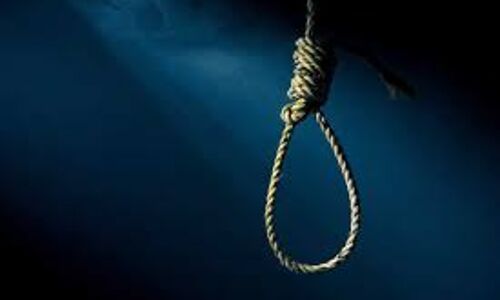 പോലിസിനെ കണ്ട് ഭയന്നോടിയ 16കാരന്‍ തൂങ്ങി മരിച്ച നിലയില്‍