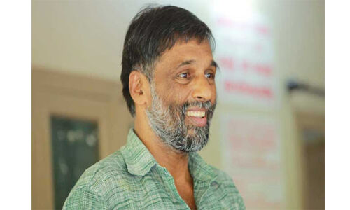 രണ്ട് ദിവസമായി ഛര്‍ദ്ദിയും ശ്വാസതടസ്സവും; അന്തരിച്ച  നാട്ടു വൈദ്യന്‍ മോഹനന്‍ വൈദ്യര്‍ക്ക് കൊവിഡ് സ്ഥിരീകരിച്ചു