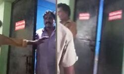 പോസ്റ്റുമോര്‍ട്ടത്തിനും കൈക്കൂലി; ഉത്തര്‍പ്രദേശില്‍ ആശുപത്രി ജീവനക്കാര്‍ക്കെതിരേ പരാതി