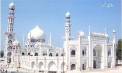 ടിപിആര്‍ 16ശതമാനത്തിന് താഴെയുള്ള സ്ഥലങ്ങളിലെ ആരാധനാലയങ്ങള്‍ തുറന്നേക്കും