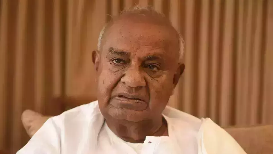 ദേവഗൗഡ 2 കോടി നഷ്ടപരിഹാരം നല്കണമെന്ന് അപകീര്ത്തിക്കേസില് വിധി ദേവഗൗഡ 2 കോടി നഷ്ടപരിഹാരം നല്കണമെന്ന് അപകീര്ത്തിക്കേസില് വിധി
