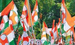 എംസി ജോസഫൈനെ തടയാന്‍ മഹിളാ കോണ്‍ഗ്രസ്; പ്രവര്‍ത്തകരെ അറസ്റ്റ് ചെയ്തു നീക്കി പോലിസ്