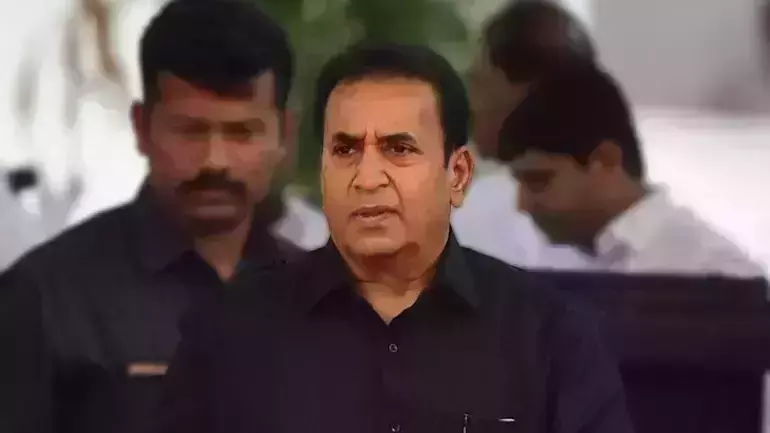 കള്ളപ്പണം വെളുപ്പിക്കല്: മഹാരാഷ്ട്ര മുന് ആഭ്യന്തരമന്ത്രി അനില് ദേശ്മുഖിന്റെ പേഴ്സണല് സെക്രട്ടറി അറസ്റ്റില് കള്ളപ്പണം വെളുപ്പിക്കല്: മഹാരാഷ്ട്ര മുന് ആഭ്യന്തരമന്ത്രി അനില് ദേശ്മുഖിന്റെ പേഴ്സണല് സെക്രട്ടറി അറസ്റ്റില്