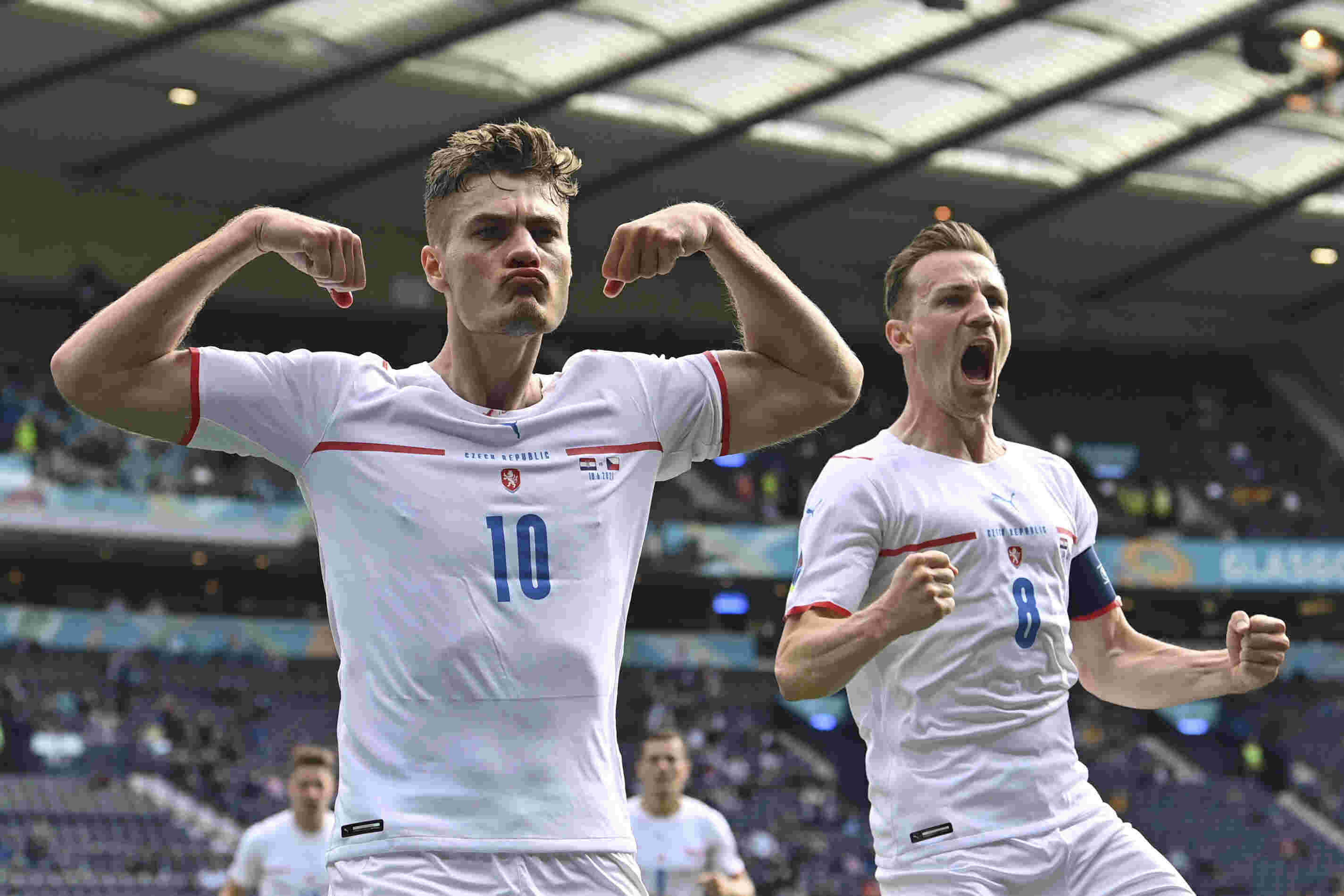 യൂറോ കപ്പില്‍ ഹോളണ്ട് വീണു; ചെക്ക് ക്വാര്‍ട്ടറില്‍