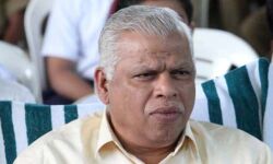 เดธเตเดตเดฐเตโเดฃเด เดจเดทเตเดเดชเตเดชเตเดเตเดเตเดจเตเดจเต เดชเดฑเดเตเดเต เด
เดฐเตโเดเตเดจเตโ เดเดฏเดเตเดเดฟเดเตเดเตเดคเดฟเดฐเต เดเดฐเตเด เดชเดฐเดพเดคเดฟเดฏเตเดฎเดพเดฏเดฟ เดเดคเตเดคเดฟเดฏเดฟเดเตเดเดฟเดฒเตเดฒเตเดจเตเดจเต เดเด เดตเดฟ เดเดฏเดฐเดพเดเดจเตโ เดธเตเดตเดฐเตโเดฃเด เดจเดทเตเดเดชเตเดชเตเดเตเดเตเดจเตเดจเต เดชเดฑเดเตเดเต เด
เดฐเตโเดเตเดจเตโ เดเดฏเดเตเดเดฟเดเตเดเตเดคเดฟเดฐเต เดเดฐเตเด เดชเดฐเดพเดคเดฟเดฏเตเดฎเดพเดฏเดฟ เดเดคเตเดคเดฟเดฏเดฟเดเตเดเดฟเดฒเตเดฒเตเดจเตเดจเต เดเด เดตเดฟ เดเดฏเดฐเดพเดเดจเตโ