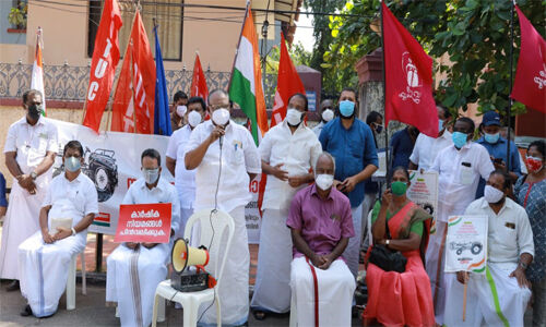 കര്ഷക സമരം ദേശീയ പ്രക്ഷോഭത്തിന് വഴിമാറുമെന്ന് സംയുക്ത ട്രേഡ് യൂനിയന് കര്ഷക സമരം ദേശീയ പ്രക്ഷോഭത്തിന് വഴിമാറുമെന്ന് സംയുക്ത ട്രേഡ് യൂനിയന്