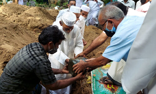 ജംഇയ്യത്ത് ഉലമാ എ ഹിന്ദ് നേതൃത്വത്തില് വള്ളികുന്നത്ത് ഭവനനിര്മ്മാണത്തിന് തറക്കല്ലിട്ടു ജംഇയ്യത്ത് ഉലമാ എ ഹിന്ദ് നേതൃത്വത്തില് വള്ളികുന്നത്ത് ഭവനനിര്മ്മാണത്തിന് തറക്കല്ലിട്ടു