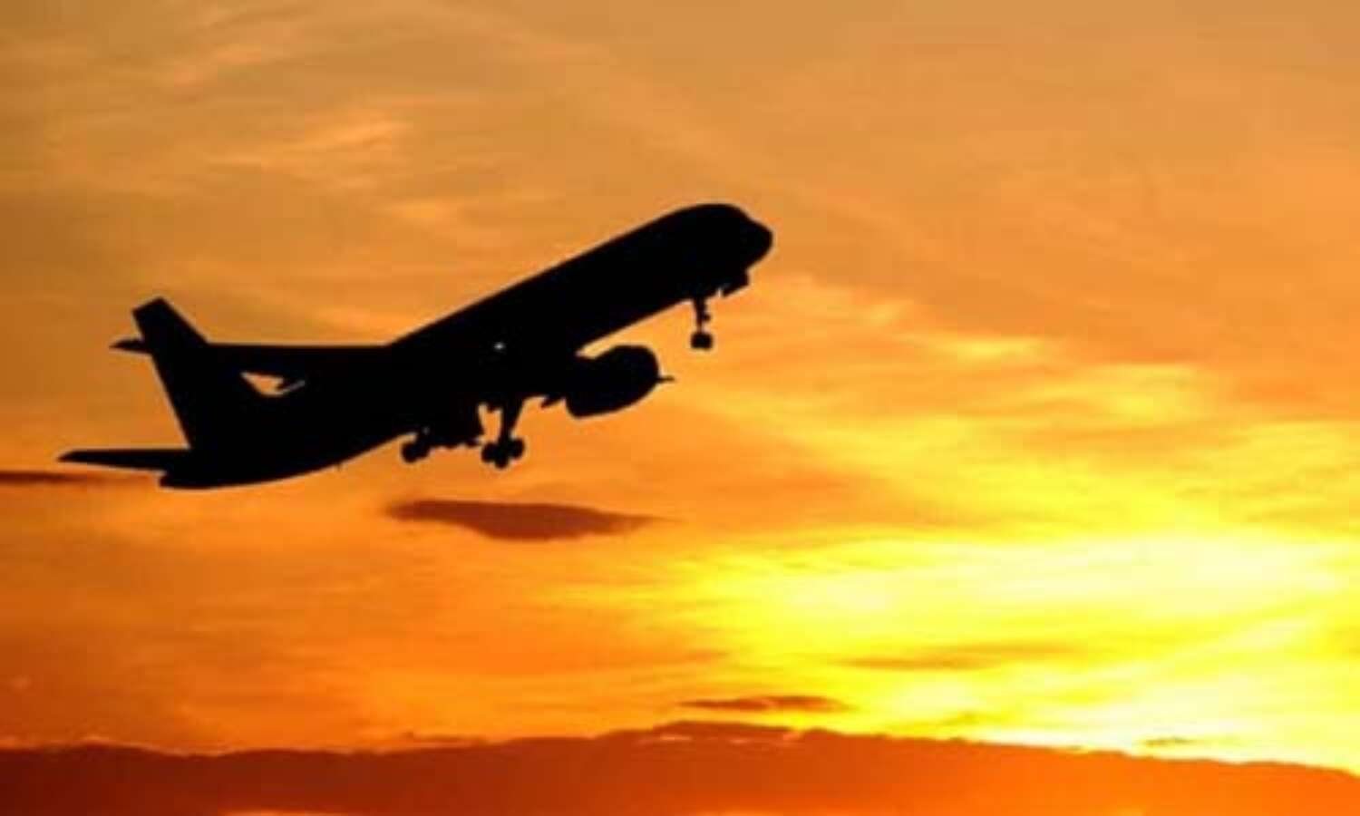 കൊവിഡ്: അന്താരാഷ്ട്ര വിമാനസര്വീസിനുള്ള നിരോധനം ജൂലൈ 31 വരെ നീട്ടി കൊവിഡ്: അന്താരാഷ്ട്ര വിമാനസര്വീസിനുള്ള നിരോധനം ജൂലൈ 31 വരെ നീട്ടി