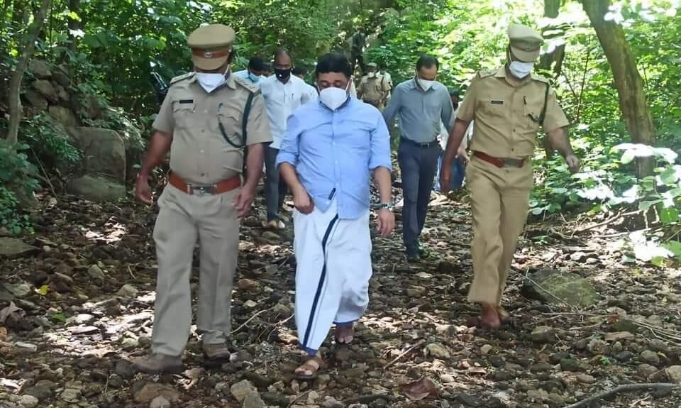 സംസ്ഥാന സർക്കാർ രണ്ട് കോടി അനുവദിച്ചു; കൊടികുത്തിമല ആഗസ്ത് ഒന്നിന് തുറന്ന് കൊടുക്കും സംസ്ഥാന സർക്കാർ രണ്ട് കോടി അനുവദിച്ചു; കൊടികുത്തിമല ആഗസ്ത് ഒന്നിന് തുറന്ന് കൊടുക്കും