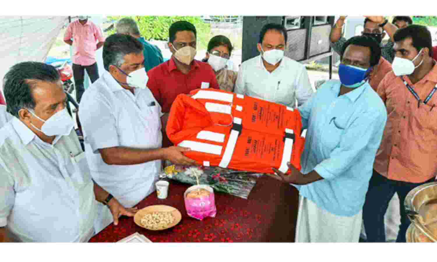 അഞ്ചു വര്ഷം കൊണ്ട് കേരളത്തിന്റെ മുഴുവന് തീരവും സംരക്ഷിക്കാനുള്ള പദ്ധതി നടപ്പാക്കും: മന്ത്രി സജി ചെറിയാന് അഞ്ചു വര്ഷം കൊണ്ട് കേരളത്തിന്റെ മുഴുവന് തീരവും സംരക്ഷിക്കാനുള്ള പദ്ധതി നടപ്പാക്കും: മന്ത്രി സജി ചെറിയാന്
