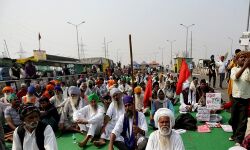 കാര്ഷിക നിയമം: മഹാരാഷ്ട്ര സര്ക്കാര് നിയമസഭയില് പ്രമേയം പാസ്സാക്കണമെന്ന് കര്ഷക യൂനിയന് കാര്ഷിക നിയമം: മഹാരാഷ്ട്ര സര്ക്കാര് നിയമസഭയില് പ്രമേയം പാസ്സാക്കണമെന്ന് കര്ഷക യൂനിയന്