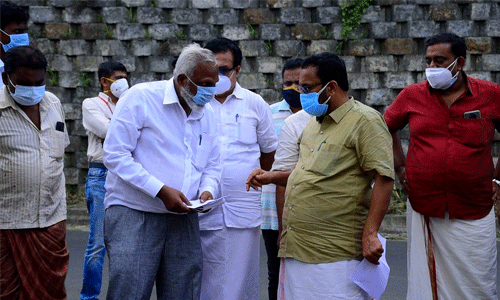 ദേശീയപാതയിലെ അശാസ്ത്രീയ കാന നിര്മ്മാണം: പരിശോധിക്കാന് എന്ജിനീയിറിങ് ടീം രൂപീകരിക്കുമെന്ന് മന്ത്രി കെ രാജന് ദേശീയപാതയിലെ അശാസ്ത്രീയ കാന നിര്മ്മാണം: പരിശോധിക്കാന് എന്ജിനീയിറിങ് ടീം രൂപീകരിക്കുമെന്ന് മന്ത്രി കെ രാജന്