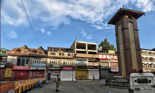 നിയോജകമണ്ഡല അതിര്ത്തി പുനര്നിര്ണയ കമ്മീഷന് ഇന്ന് ശ്രീനഗറില് നിയോജകമണ്ഡല അതിര്ത്തി പുനര്നിര്ണയ കമ്മീഷന് ഇന്ന് ശ്രീനഗറില്