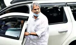 കെ എം മാണി അഴിമതിക്കാരനാണെന്ന സര്ക്കാര് സത്യവാങ്മൂലം: പ്രതികരിക്കാതെ എ വിജയരാഘവന് കെ എം മാണി അഴിമതിക്കാരനാണെന്ന സര്ക്കാര് സത്യവാങ്മൂലം: പ്രതികരിക്കാതെ എ വിജയരാഘവന്