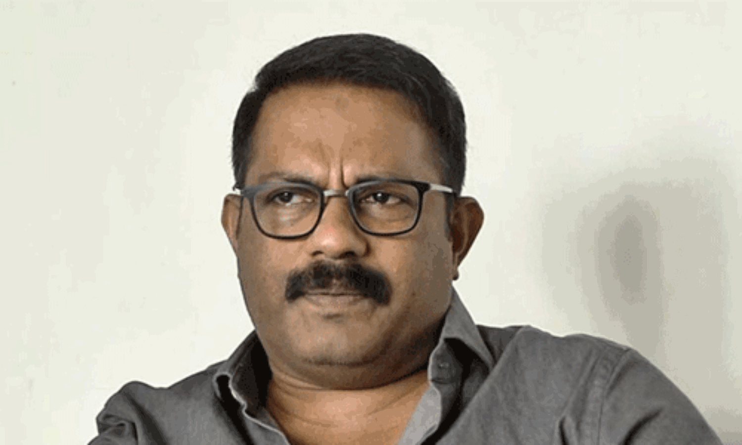 കെ എം ഷാജിയെ വിജിലന്സ് ചോദ്യം ചെയ്യുന്നു കെ എം ഷാജിയെ വിജിലന്സ് ചോദ്യം ചെയ്യുന്നു