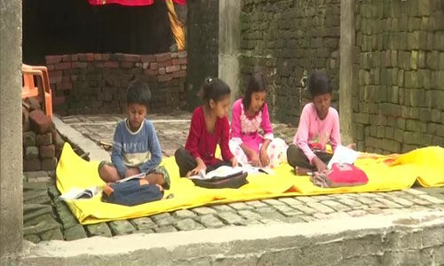 യുപിയില്‍ 75 ശതമാനം കുട്ടികളും ഓണ്‍ലൈന്‍ ക്ലാസ്സുകളില്‍ നിന്ന് പുറത്ത്