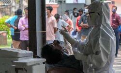 രാജ്യത്ത് 24 മണിക്കൂറിനിടെ 43,733 കൊവിഡ് ബാധിതര്‍; 47,240 പേര്‍ക്ക് രോഗമുക്തി