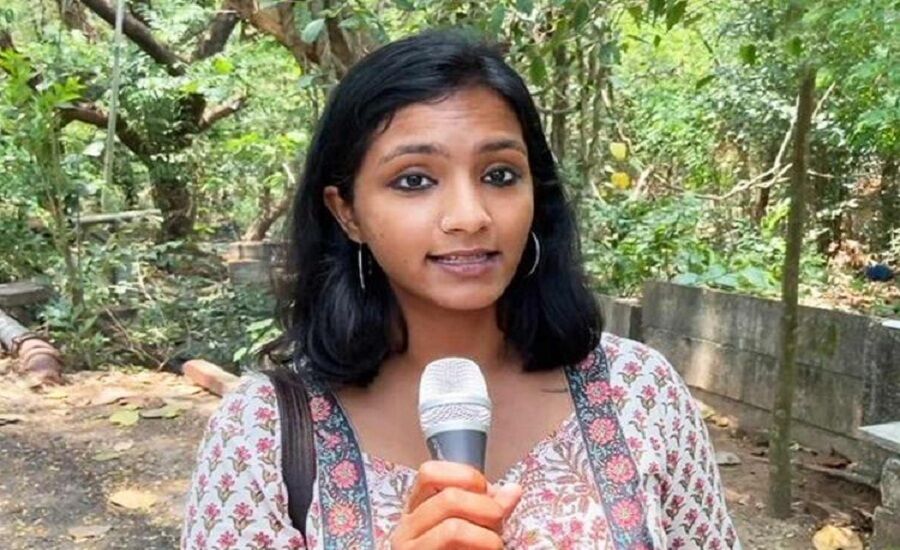 ഇസ്ലാം സ്വീകരിച്ച യുവതിക്കെതിരായ പീഡനം പുറത്തുകൊണ്ടുവന്ന റിപോര്ട്ടര്ക്കെതിരേ കേസെടുത്ത് യുപി പോലിസ് ഇസ്ലാം സ്വീകരിച്ച യുവതിക്കെതിരായ പീഡനം പുറത്തുകൊണ്ടുവന്ന റിപോര്ട്ടര്ക്കെതിരേ കേസെടുത്ത് യുപി പോലിസ്