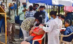 രാജ്യത്ത് ഇന്ന് മാത്രം നല്കിയത് 57 ലക്ഷം ഡോസ് വാക്സിന് രാജ്യത്ത് ഇന്ന് മാത്രം നല്കിയത് 57 ലക്ഷം ഡോസ് വാക്സിന്