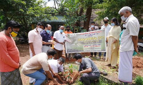നക്ഷത്ര വനവല്‍ക്കരണം പദ്ധതിക്കു തുടക്കം