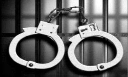 മാതാപിതാക്കള്ക്ക് പീഡനം: വിചാരണയ്ക്ക് ഹാജരാകാത്ത മകനെ അറസ്റ്റ് ചെയ്ത് വിചാരണ നടത്തി മാതാപിതാക്കള്ക്ക് പീഡനം: വിചാരണയ്ക്ക് ഹാജരാകാത്ത മകനെ അറസ്റ്റ് ചെയ്ത് വിചാരണ നടത്തി