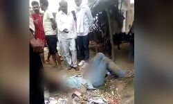 പ്രണയത്തിന്റെ പേരില് ദലിത് യുവാവിനെ മര്ദ്ദിച്ച സംഭവം; ദേശീയ പട്ടികജാതി കമ്മീഷന് യുപി ചീഫ് സെക്രട്ടറിക്കും ഡിജിപിക്കും നോട്ടിസ് അയച്ചു പ്രണയത്തിന്റെ പേരില് ദലിത് യുവാവിനെ മര്ദ്ദിച്ച സംഭവം; ദേശീയ പട്ടികജാതി കമ്മീഷന് യുപി ചീഫ് സെക്രട്ടറിക്കും ഡിജിപിക്കും നോട്ടിസ് അയച്ചു