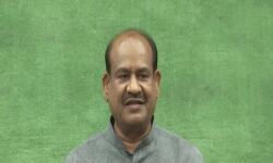 311 ലോക്‌സഭാ അംഗങ്ങള്‍ക്ക് രണ്ട് ഡോസ് വാക്‌സിന്‍ നല്‍കിയെന്ന് ലോക്‌സഭാ സ്പീക്കര്‍