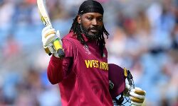 യൂണിവേഴ്‌സല്‍ ബോസ്സിന് ട്വന്റിയില്‍ 14000 റണ്‍സ്