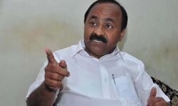 വിരട്ടാന്‍ നോക്കുന്നോ? ഇത് കേരളമാണ്, മറക്കണ്ട; മുഖ്യമന്ത്രിക്കെതിരേ വി ഡി സതീശന്‍