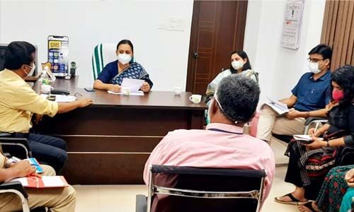 സിക്ക പ്രതിരോധം: തിരുവനന്തപുരം ഡിഎംഒ ഓഫിസില് കണ്ട്രോള് റൂം തുറന്നു; ആരോഗ്യമന്ത്രിയുടെ നേതൃത്വത്തില് അവലോകന യോഗം ചേര്ന്നു സിക്ക പ്രതിരോധം: തിരുവനന്തപുരം ഡിഎംഒ ഓഫിസില് കണ്ട്രോള് റൂം തുറന്നു; ആരോഗ്യമന്ത്രിയുടെ നേതൃത്വത്തില് അവലോകന യോഗം ചേര്ന്നു