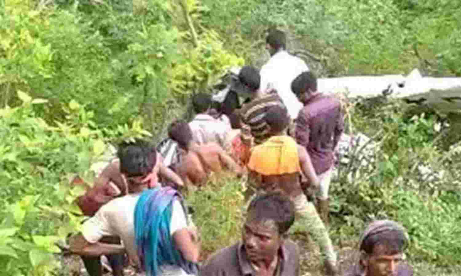 മഹാരാഷ്ട്രയില് വിമാനം തകര്ന്നുവീണ് പൈലറ്റ് മരിച്ചു മഹാരാഷ്ട്രയില് വിമാനം തകര്ന്നുവീണ് പൈലറ്റ് മരിച്ചു