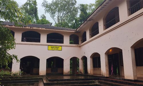 നവതിയുടെ നിറവില് വിജയത്തിളക്കവുമായി കലാമണ്ഡലം നവതിയുടെ നിറവില് വിജയത്തിളക്കവുമായി കലാമണ്ഡലം