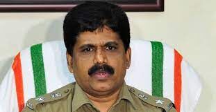 ബലിപെരുന്നാള് ; എസ് എം സ്ട്രീറ്റിലും പാളയത്തും തിരക്കേറിയാല് പ്രവേശനം തടയുമെന്ന് കോഴിക്കോട് പോലിസ് കമ്മീഷണര് ബലിപെരുന്നാള് ; എസ് എം സ്ട്രീറ്റിലും പാളയത്തും തിരക്കേറിയാല് പ്രവേശനം തടയുമെന്ന് കോഴിക്കോട് പോലിസ് കമ്മീഷണര്