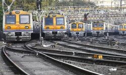 നവംബര്‍ 21 വരെ റെയില്‍വേ രാത്രിയില്‍ റിസര്‍വേഷന്‍ സര്‍വീസ് നിര്‍ത്തിവയ്ക്കുന്നു