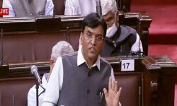 കേന്ദ്ര സര്ക്കാര് ഒരു സംസ്ഥാനങ്ങളോടും കൊവിഡ് ബാധിതരുടെ എണ്ണമോ മരണ നിരക്കോ കുറച്ചുകാണിക്കാന് ആവശ്യപ്പെട്ടിട്ടില്ലെന്ന് ആരോഗ്യമന്ത്രി കേന്ദ്ര സര്ക്കാര് ഒരു സംസ്ഥാനങ്ങളോടും കൊവിഡ് ബാധിതരുടെ എണ്ണമോ മരണ നിരക്കോ കുറച്ചുകാണിക്കാന് ആവശ്യപ്പെട്ടിട്ടില്ലെന്ന് ആരോഗ്യമന്ത്രി