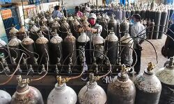 ഓക്സിജന് ക്ഷാമം: കര്ണാടകയില് 36 പേര് മരിച്ചതായി ഹൈക്കോടതി പാനലിന്റെ റിപോര്ട്ട് ഓക്സിജന് ക്ഷാമം: കര്ണാടകയില് 36 പേര് മരിച്ചതായി ഹൈക്കോടതി പാനലിന്റെ റിപോര്ട്ട്