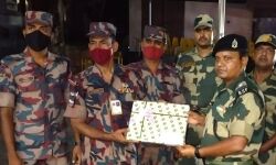 ഈദ് ഉല്‍ അദ്ഹാ : ഇന്ത്യ-പാക് സൈനികര്‍ മധുരപലഹാരങ്ങള്‍ കൈമാറി