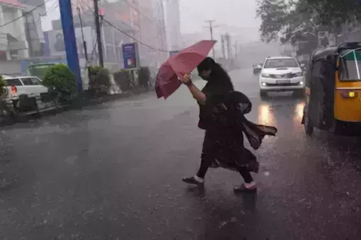 സംസ്ഥാനത്ത് ഇന്ന് ഒറ്റപ്പെട്ട ശക്തമായ മഴയ്ക്ക് സാധ്യത