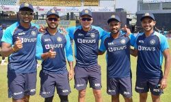 മൂന്നാം ഏകദിനം; ഇന്ത്യയ്ക്ക് ടോസ്, അഞ്ച് താരങ്ങള്‍ക്ക് അരങ്ങേറ്റം