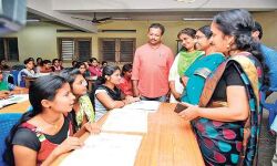 സംസ്ഥാനത്താകെ പരീക്ഷയെഴുതാന്‍ 26,300 പേര്‍; സാക്ഷരതാ മിഷന്‍ ഹയര്‍ സെക്കന്‍ഡറി തുല്യതാ പരീക്ഷ 26 മുതല്‍