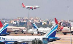 സ്വര്‍ണക്കടത്ത്; വിമാന ജീവനക്കാരുള്‍പ്പടെ 7 പേര്‍ അറസ്റ്റില്‍