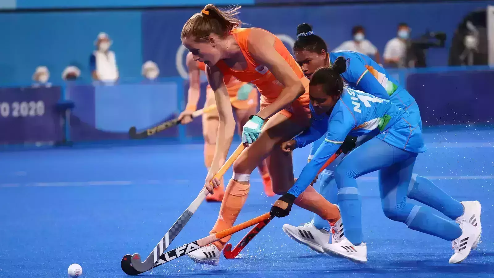 ഒളിംപിക്സ് ഹോക്കി; ഇന്ത്യയെ തകര്ത്ത് ഹോളണ്ട് ഒളിംപിക്സ് ഹോക്കി; ഇന്ത്യയെ തകര്ത്ത് ഹോളണ്ട്