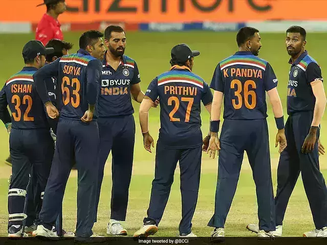 ആദ്യ ട്വന്റിയില് ഇന്ത്യയ്ക്ക് അനായാസ ജയം ആദ്യ ട്വന്റിയില് ഇന്ത്യയ്ക്ക് അനായാസ ജയം