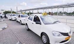 ടൂറിസം മേഖലയിലെ ടാക്സി തൊഴിലാളികളുടെ പ്രശ്നപരിഹാരത്തിനായി ടൂറിസം മന്ത്രി ടൂറിസം മേഖലയിലെ ടാക്സി തൊഴിലാളികളുടെ പ്രശ്നപരിഹാരത്തിനായി ടൂറിസം മന്ത്രി