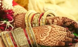 കഴുത്തിലെ താലി കൊലക്കയറാവാതിരിക്കട്ടെ കഴുത്തിലെ താലി കൊലക്കയറാവാതിരിക്കട്ടെ