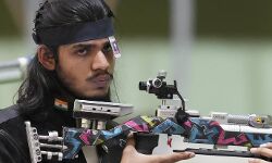 ഒളിംപിക്സ്; ഷൂട്ടിങില് മിക്സഡ് ഇനത്തിലും തോല്വി ഒളിംപിക്സ്; ഷൂട്ടിങില് മിക്സഡ് ഇനത്തിലും തോല്വി