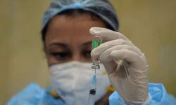 കുട്ടികള്ക്കുള്ള കൊവിഡ് വാക്സിന് അടുത്ത മാസമെന്ന് കേന്ദ്ര ആരോഗ്യമന്ത്രി കുട്ടികള്ക്കുള്ള കൊവിഡ് വാക്സിന് അടുത്ത മാസമെന്ന് കേന്ദ്ര ആരോഗ്യമന്ത്രി