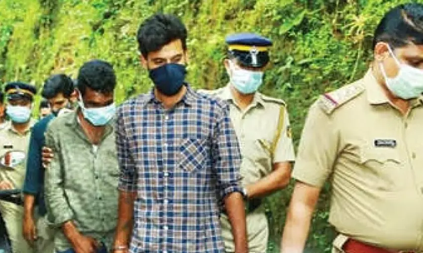ആലിപ്പറമ്പിലെ മോഷണം; 17 പവനും 91,000 രൂപയും കണ്ടെടുത്തു ആലിപ്പറമ്പിലെ മോഷണം; 17 പവനും 91,000 രൂപയും കണ്ടെടുത്തു