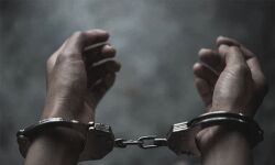 തോപ്പുംപടിയില്‍ ആറുവയസ്സുകാരിയെ ക്രൂരമായി മര്‍ദിച്ച പിതാവ് അറസ്റ്റില്‍